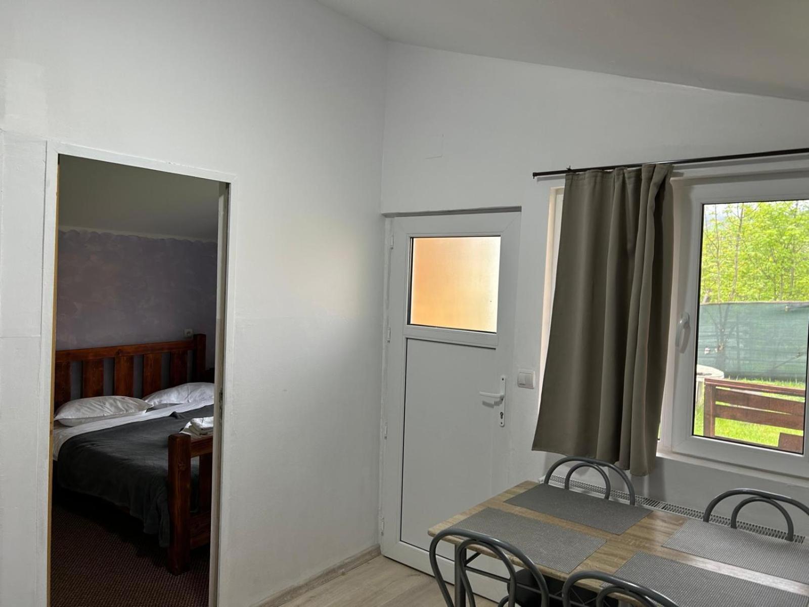 Villa Cabanute Luca Ama Bran à Braşov Extérieur photo